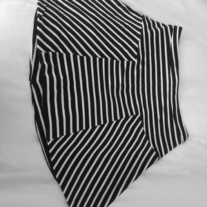 NWT Candie's black and white skirt